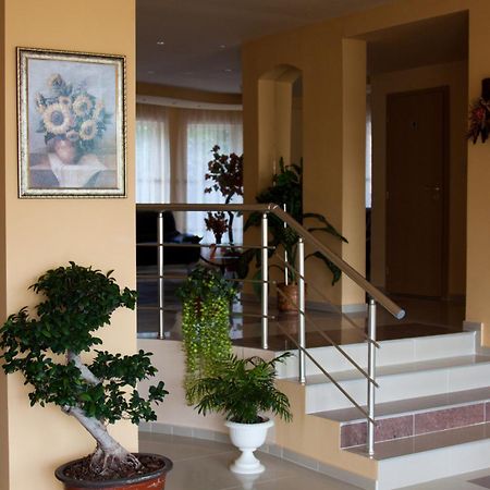 Family Hotel Mimosa 茨雷沃 外观 照片