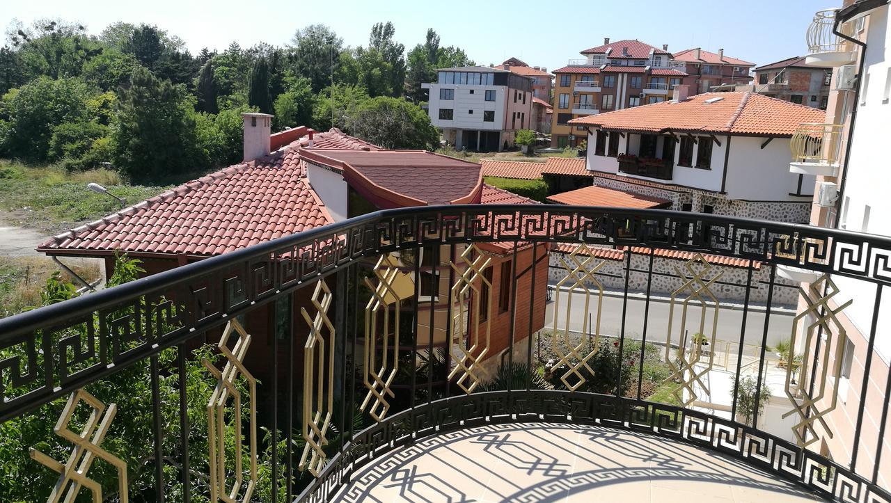 Family Hotel Mimosa 茨雷沃 外观 照片